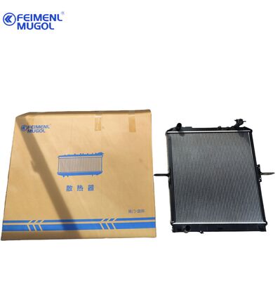 Buen precio Radiador de repuesto original 1301010-P301 IS-0140 para Isuzu 700P, diseñado para coincidir con las especificaciones de fábrica originales y mantener un rendimiento de enfriamiento constante durante una vida útil prolongada. en línea