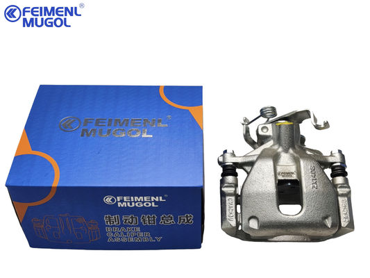 El vehículo debe estar equipado con un sistema de frenado.4,JC19-2K327-AA