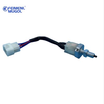 calidad Interruptor de luz de freno de alto rendimiento DN1-13480-AA compatible con vehículos Shunda y Kaiyun, activaciones fiables de la señal de freno fábrica